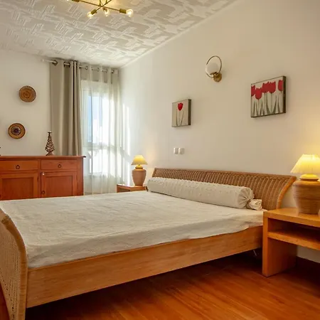 Chic 1km To The Oura Beach شقة البوفيرا